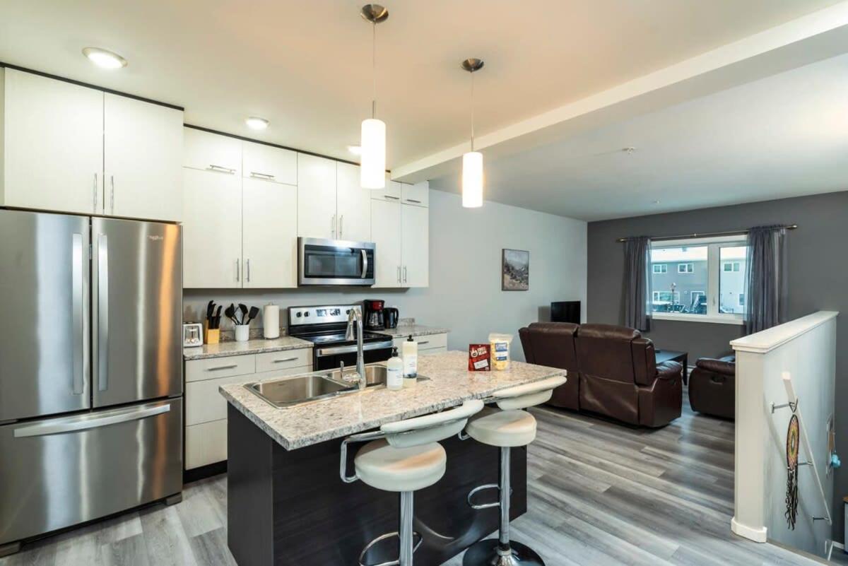 Nn - The Wanderoo - Riverdale 3-Bed 2 5-Bath Whitehorse Exteriör bild